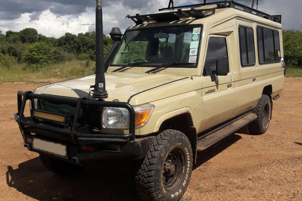 safari-cruiser-rwanda